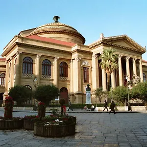 Garibaldi 29 - Piazza Marina A - In Pieno Centro. Italië