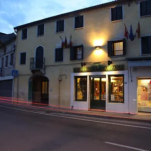 Campana Отель